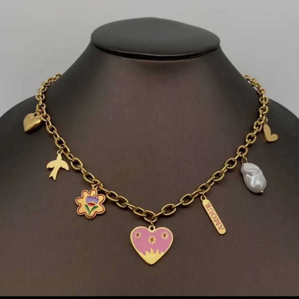 Enamel Heart Charm 18k Gold